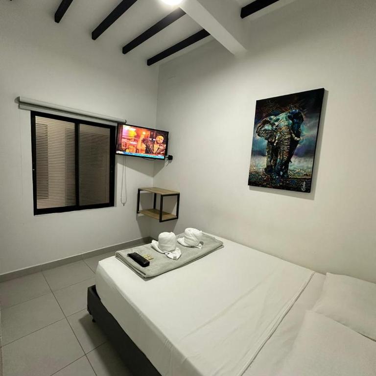 HOTEL BLUE GUATAPE - Habitación Estándar - 1 cama grande - 2