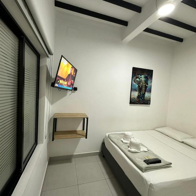 HOTEL BLUE GUATAPE - Habitación Estándar - 1 cama grande - 3