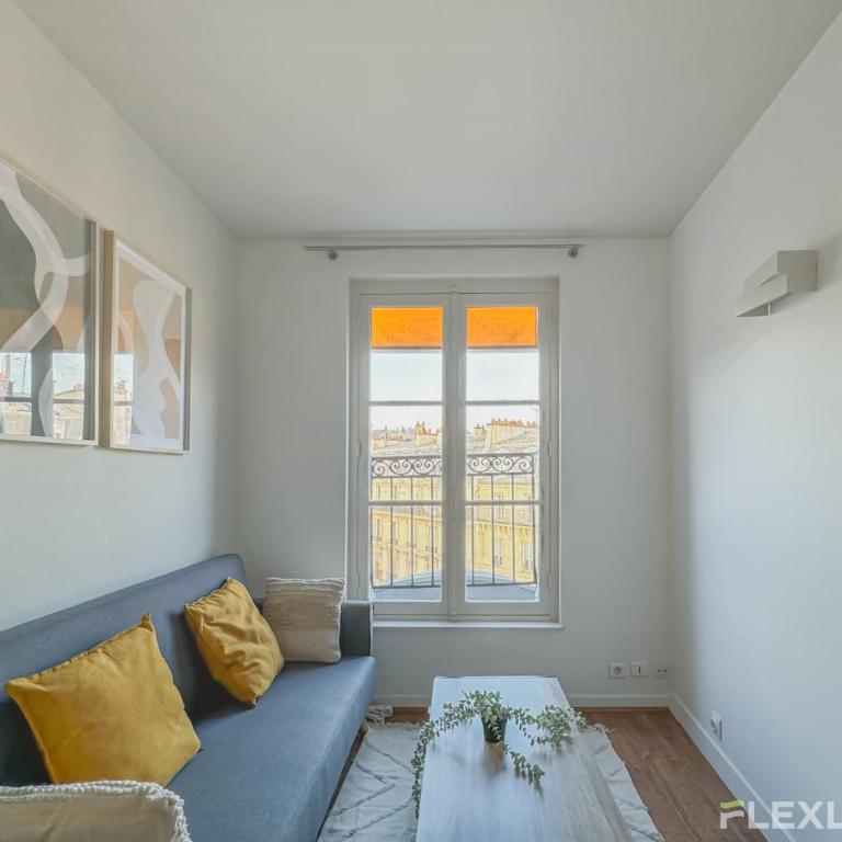 Beautiful 3-room apartment Paris 1st - Apartment - 1