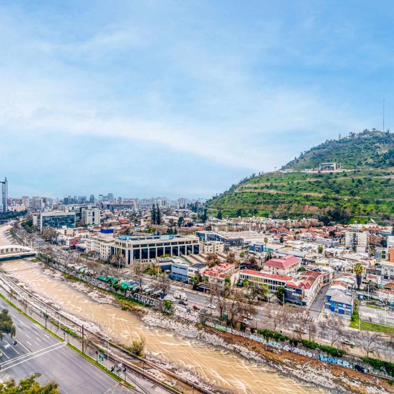 Skyline Home - 3D Wifi & City Views - Apartment - 17