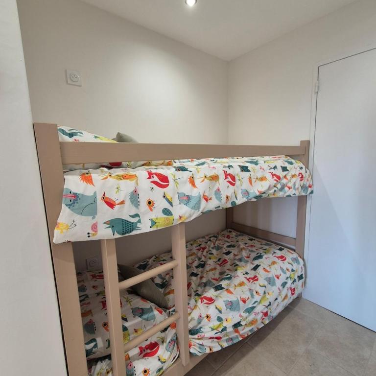 Cozy studio proche plages et gare - Apartment mit 1 Schlafzimmer - 16