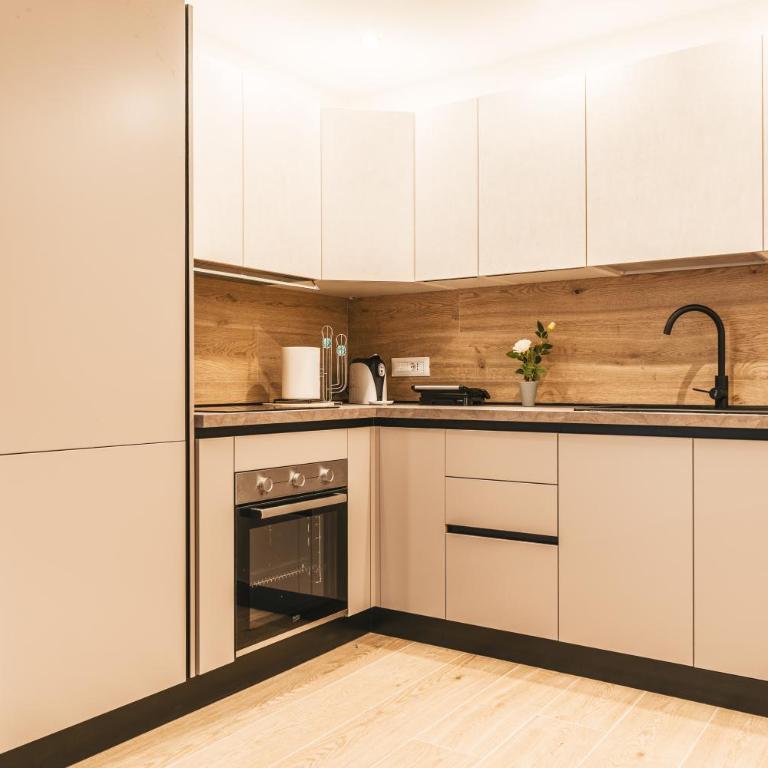 Residence Genova - Lingotto Fiere, Metro, Hospitals - Appartamento con 2 Camere da Letto - 4