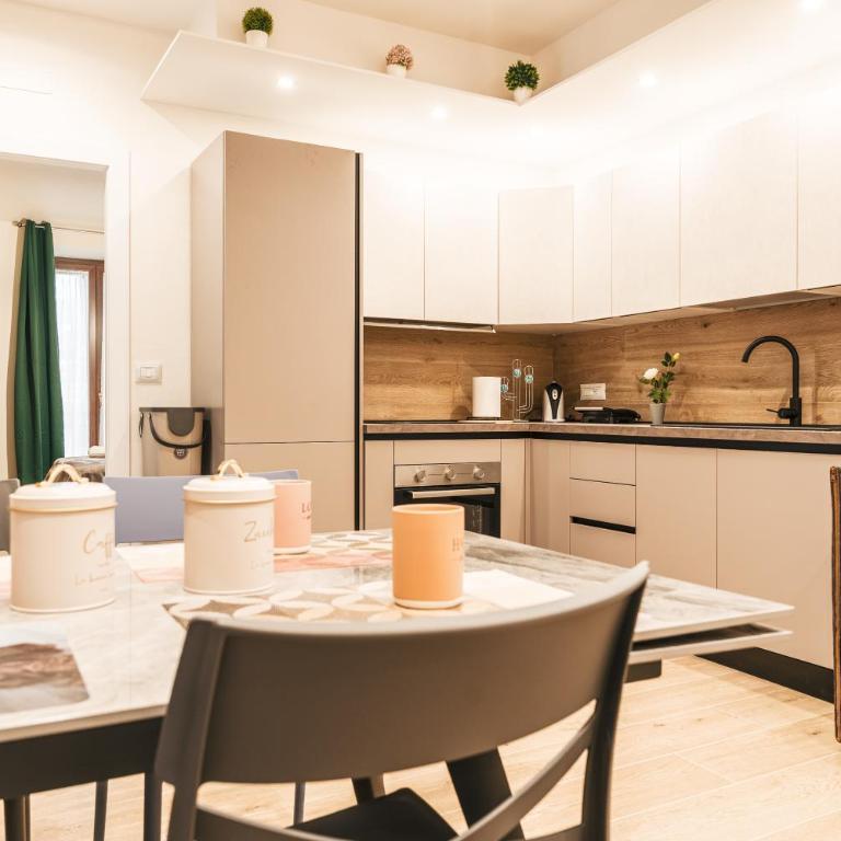 Residence Genova - Lingotto Fiere, Metro, Hospitals - Appartamento con 2 Camere da Letto - 2