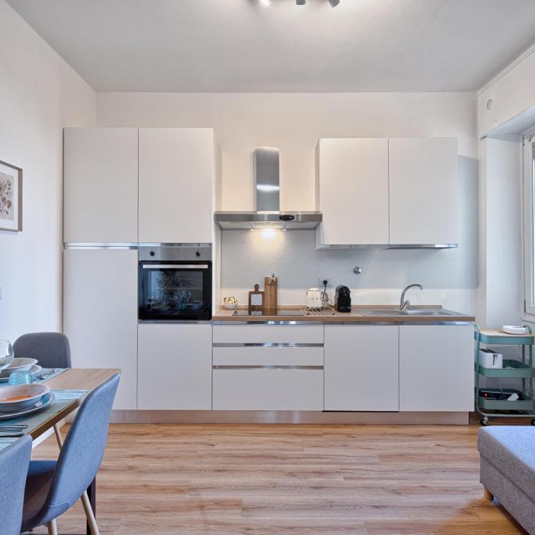 City Apartment Verona - Appartamento con 2 Camere da Letto - 10