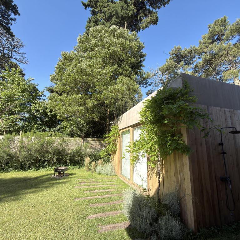 Casa Cami - Casa en Bosque Peralta Ramos Para 6 PAX Con parrilla - Hola Sur - Casa de 3 dormitorios - 13