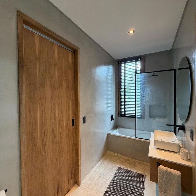 Casa Cami - Casa en Bosque Peralta Ramos Para 6 PAX Con parrilla - Hola Sur - Casa de 3 dormitorios - 25