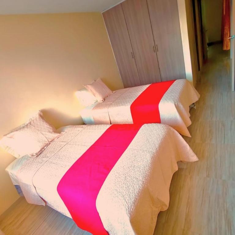 DEPARTAMENTO EN Riobamba ALBORADA VIP - Three-Bedroom Apartment - High Floor - 5