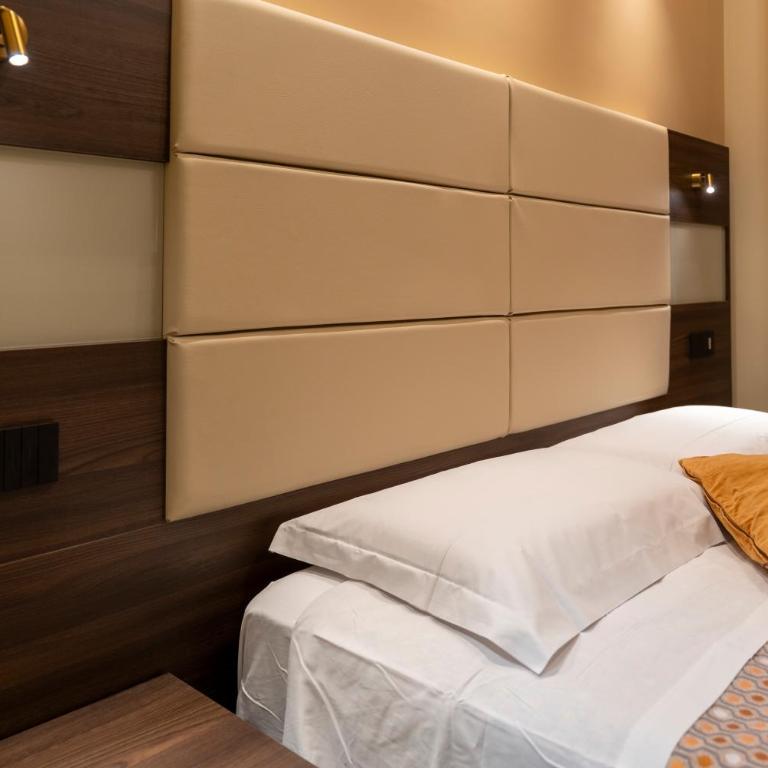 Lepanto Central - Superior Double Room - 8