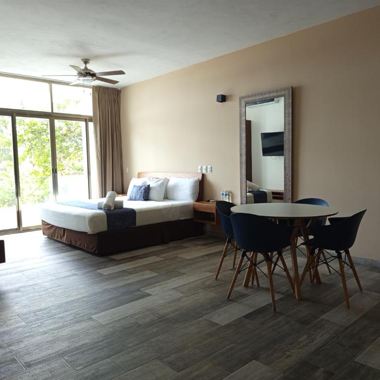 Hotel Piedra del Caribe Puerto Morelos - Studio with Balcony - 1