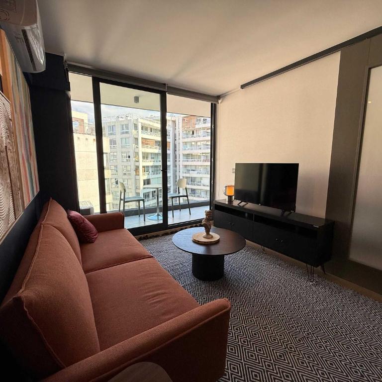 Stylish 1-BR Urban Oasis for 3 in Las Condes - Apartment - 17