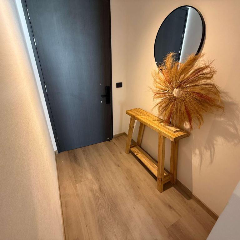 Stylish 1-BR Urban Oasis for 3 in Las Condes - Apartment - 28
