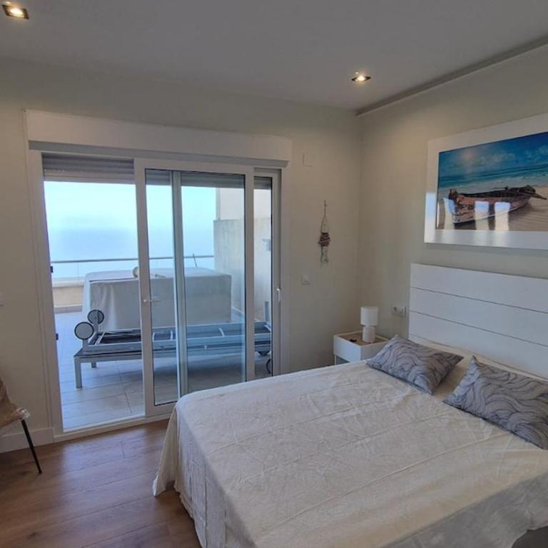 Apartamento con Espectaculares vistas al Mar - Apartamento de 3 dormitorios - 61