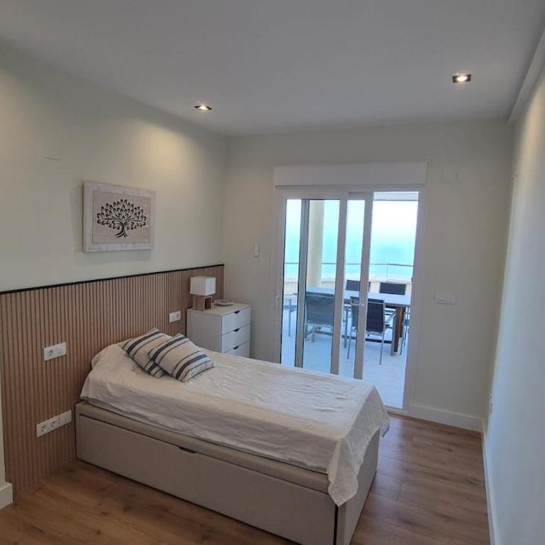 Apartamento con Espectaculares vistas al Mar - Apartamento de 3 dormitorios - 50