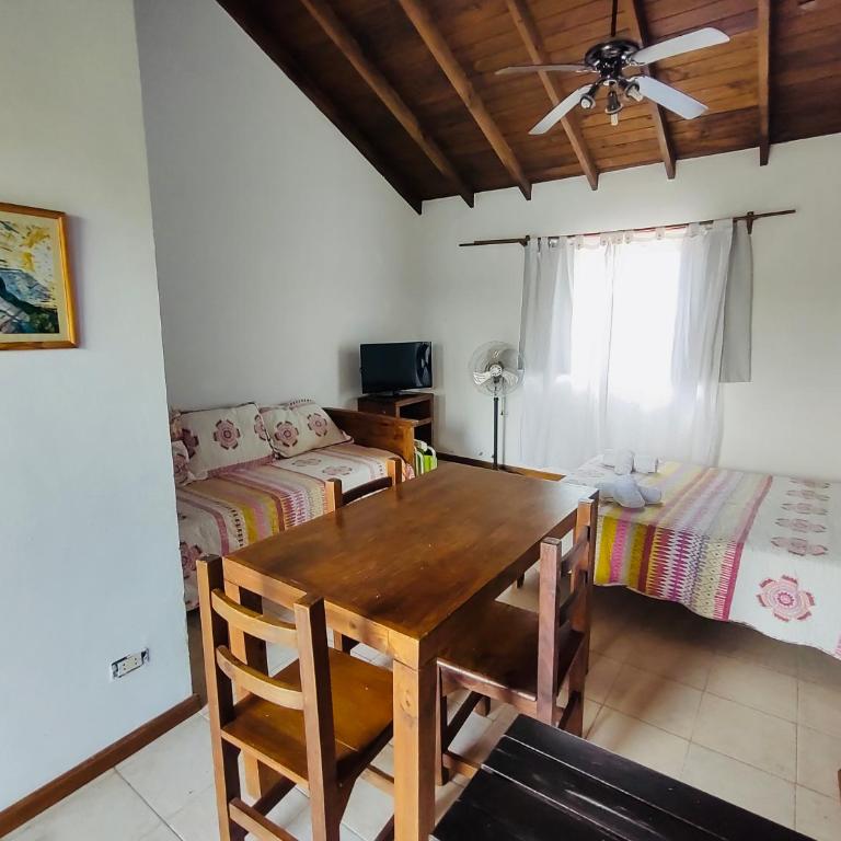 Hola! - One-Bedroom Apartment - 6