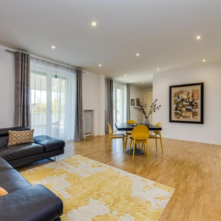 St Paul Basilica Terrace - Three-Bedroom Apartment - 2