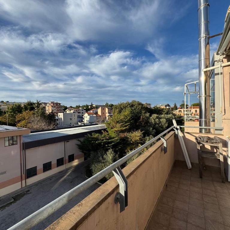 Appartamento con posto auto riservato tra spiaggia, centro, stazione ed ospedale - Appartamento con 1 Camera da Letto - 14