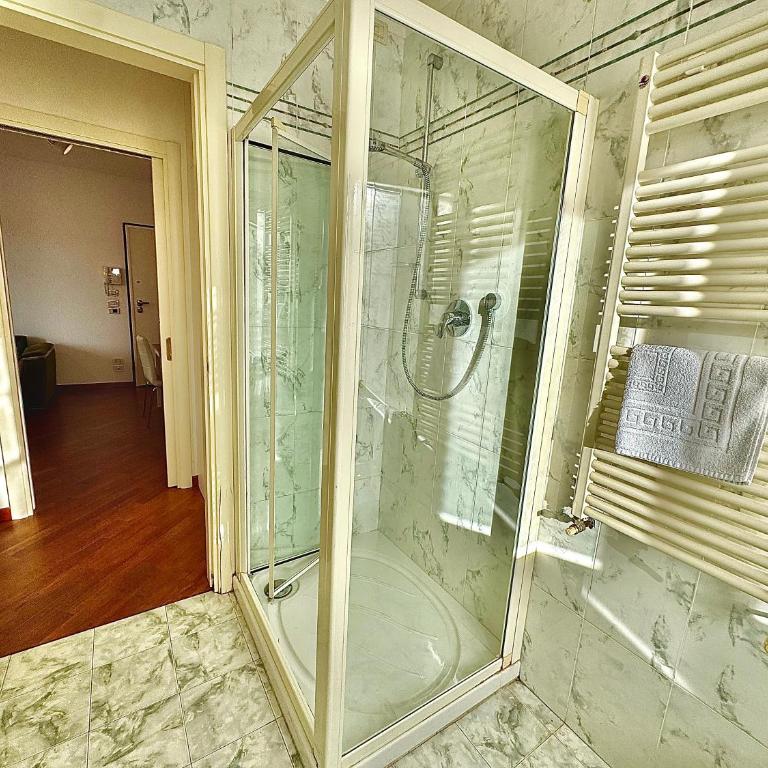 Appartamento con posto auto riservato tra spiaggia, centro, stazione ed ospedale - Appartamento con 1 Camera da Letto - 9