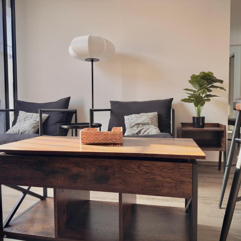 Departamento Completo con Terraza, Alberca y Gimnasio - Apartamento de 2 dormitorios - 29