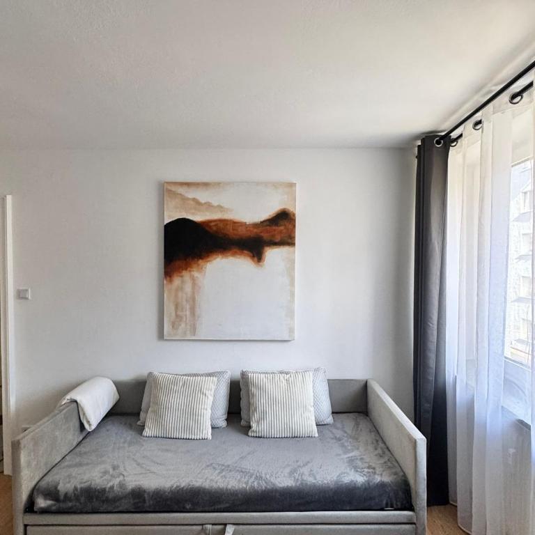 Modern City Apartment 1 - One-Bedroom Apartment - 25