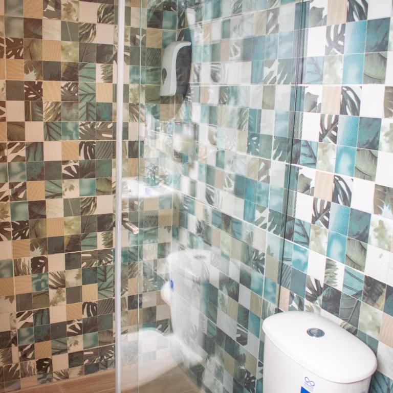 Castle Beach Hostel - Double Room with Sea View - 2