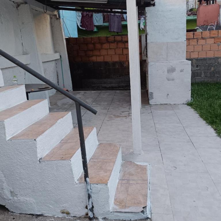 Casa proxima a zona comercial - Two-Bedroom House - 17