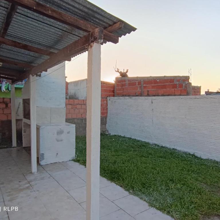 Casa proxima a zona comercial - Two-Bedroom House - 18