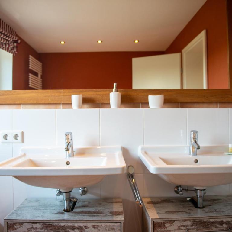 Ferienhaus Seehof mit Sauna & offenem Kamin - Villa - 23