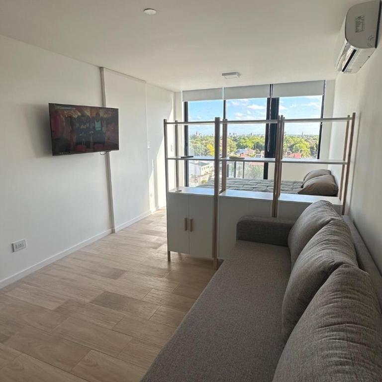 Bright on the avenue - One-Bedroom Apartment - 5