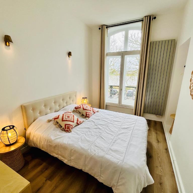 Inédit : appartements grandes capacités sur les quais de Blois - 23 pers - Apartment - 52