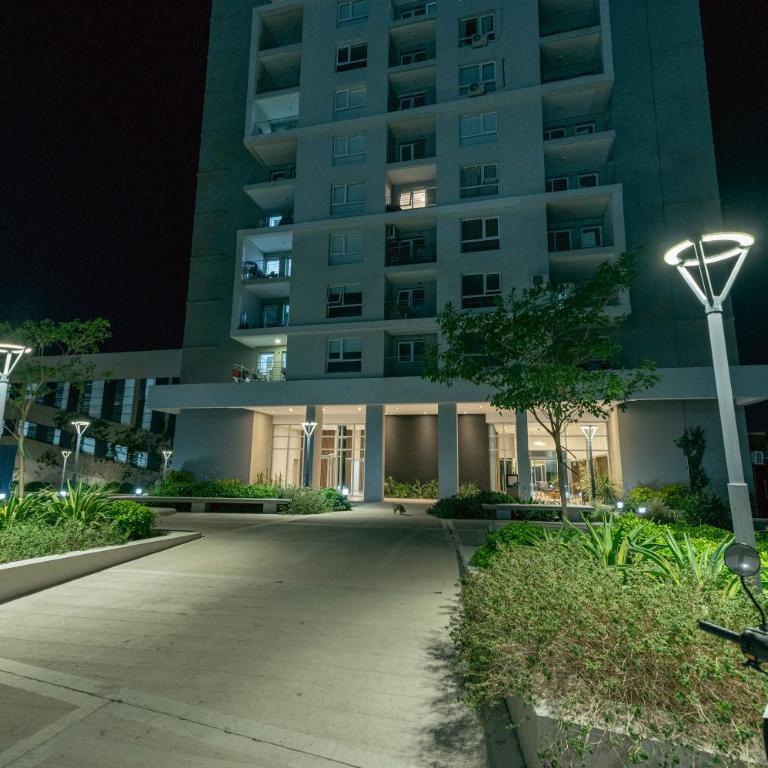 Amplio Apart con Cochera - Apartamento de 1 dormitorio - 17