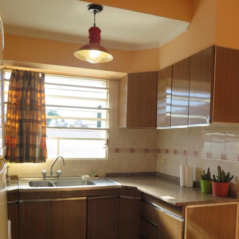 Departamento cálido y espacioso en Candioti - Two-Bedroom Apartment - 2
