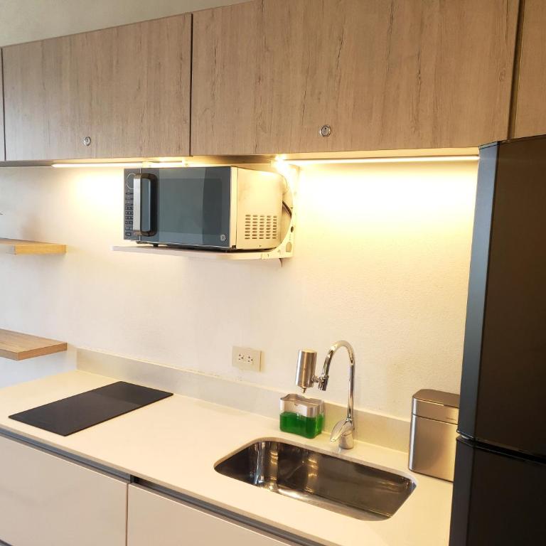 Suite Vista A Reserva y Mar Piso Alto En Bello Horizonte - One-Bedroom Apartment - 5