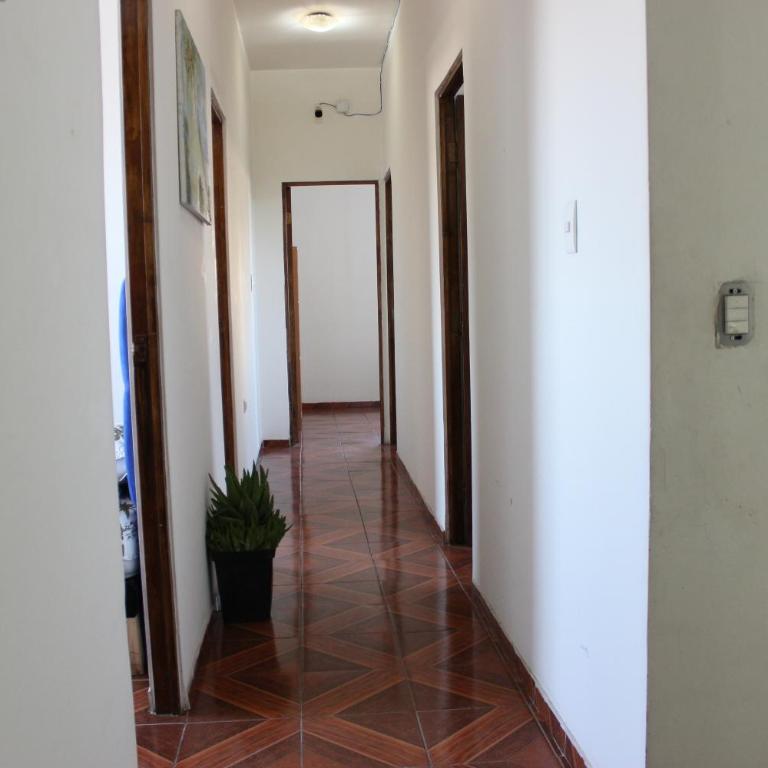 Habitaciones a 7 Minutos del Movistar a pie, San Ignacio 1230 con Baño - Habitación Individual Estándar con baño compartido - 4