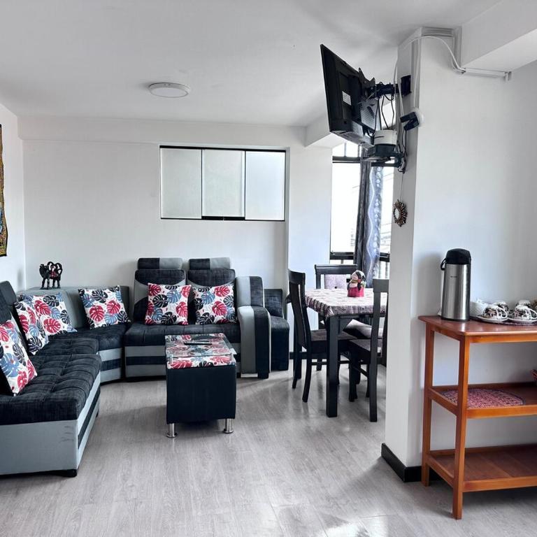 Hermoso Departamento en San Blas - Apartamento de 2 dormitorios - 2
