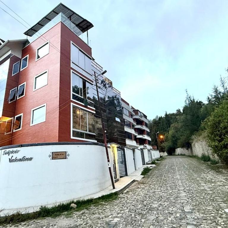 Comodo, amplio y lujoso departamento Calacoto Zona Sur La Paz - Two-Bedroom Apartment - 5