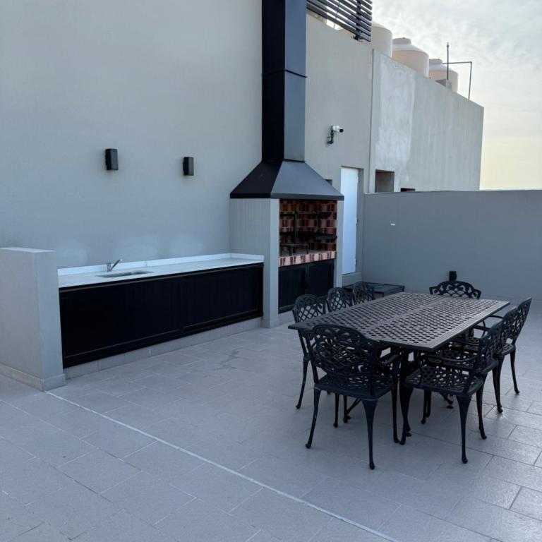 Excelente departamento a metros de Playa Grande - Apartamento de 1 dormitorio - 12