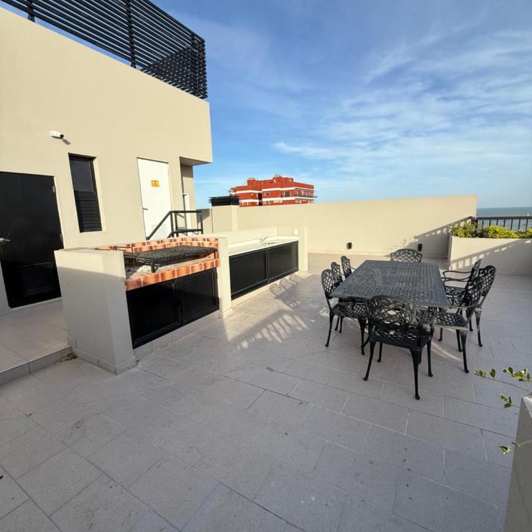Excelente departamento a metros de Playa Grande - Apartamento de 1 dormitorio - 11