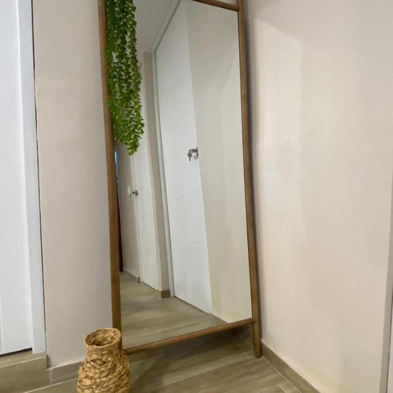 Luxury Downtown Tacna Apartment with Bathtub - Two-Bedroom Deluxe Apartment - 10