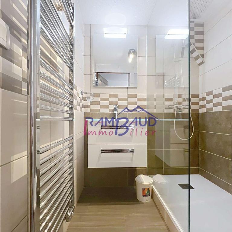 Appartement 3 pièces - 6 pers - Piscine - Pied de piste - FR-1-854-56 - Apartamento - 4