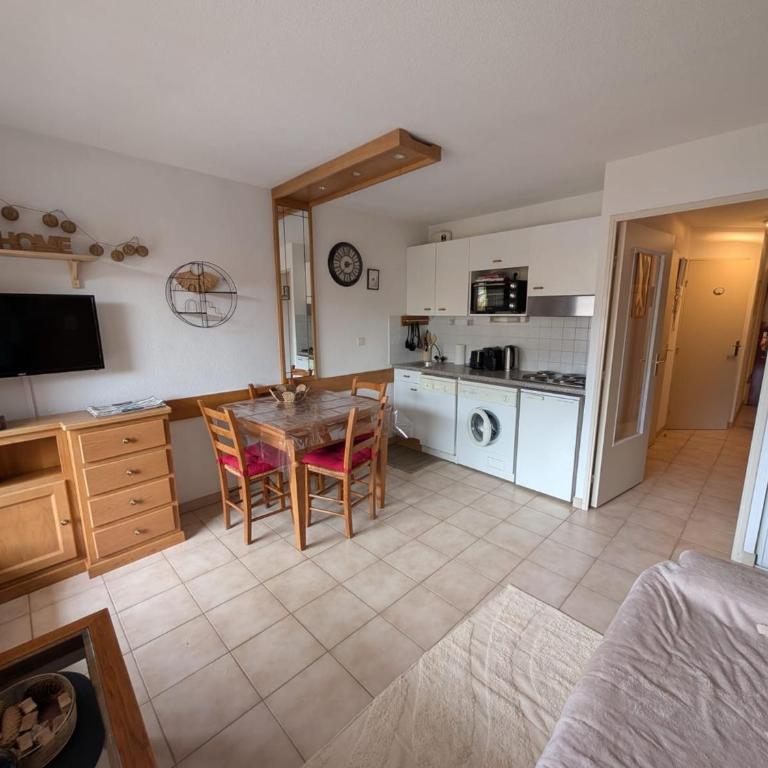 Confort 4 pers proche pistes avec garage - FR-1-445-231 - Apartment - 3