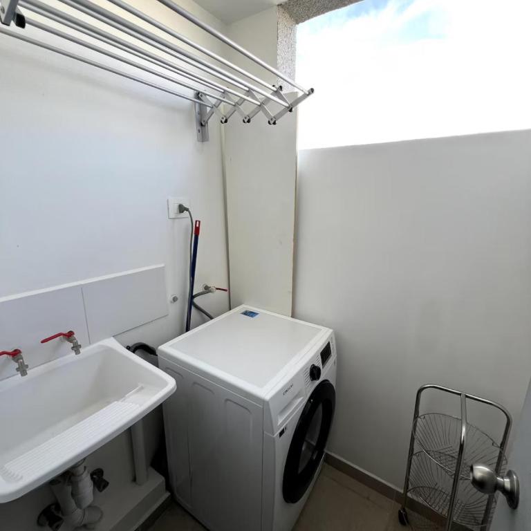 Departamento Premium con vista y piscina Peñuelas - Two-Room Apartment - 9