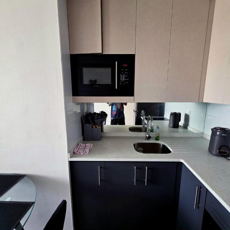Comodo departamento en el corazon del centro - Two-Bedroom Apartment - 8