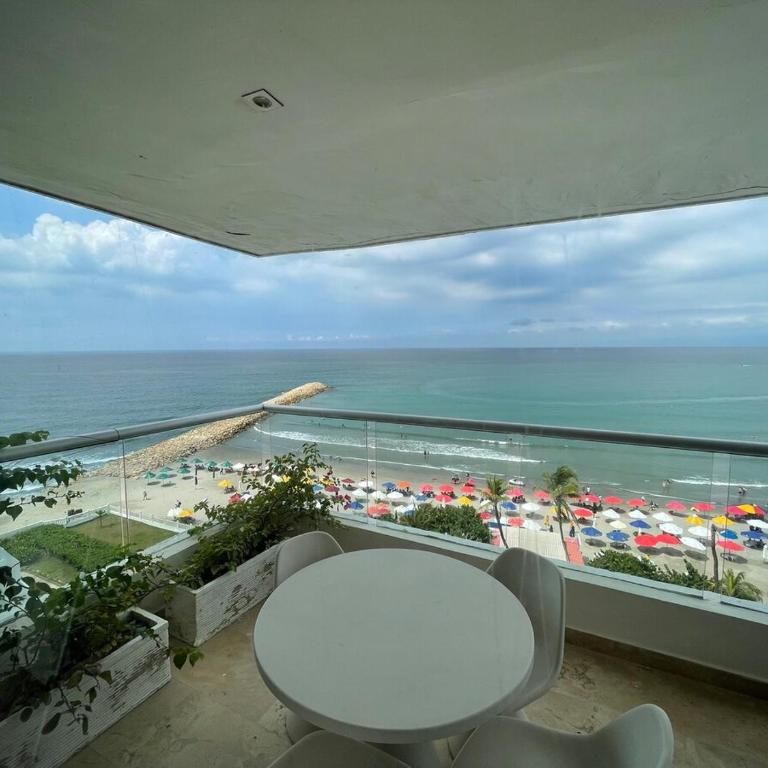 Oceanfront Oasis - Three-Bedroom Apartment - 10