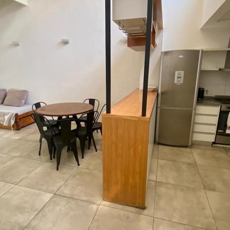 San Martin - Grandes y modernos ambientes con cochera para 6 huespedes - One-Bedroom Apartment - 1