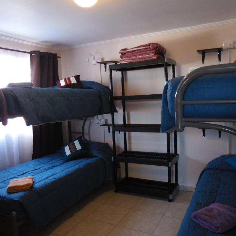 Hostal Campo Base - Cama en habitación compartida mixta de 6 camas - 3