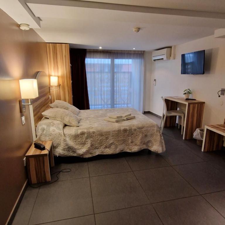 Hôtel Au Valéry - Chambre Double - Accessible aux Personnes à Mobilité Réduite - 3