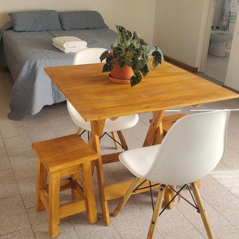 Monoambiente Amplio en El Pueblo - One-Bedroom Apartment - 4