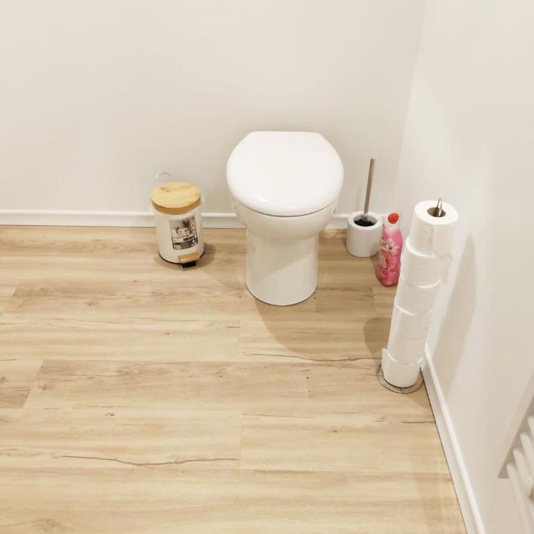 Charmant petit logement avec spa et sauna communs à 2 pas de la place Dalton - One-Bedroom Apartment - 12