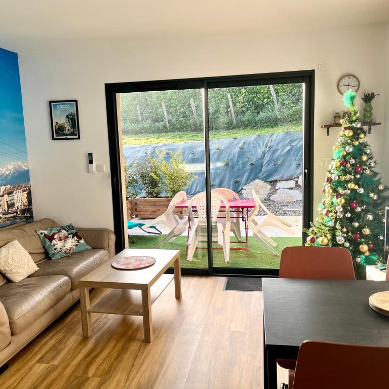 Gîte Le Parmé' nid 3 lits parking privé terrasse - Appartement 2 Chambres avec Terrasse - 14