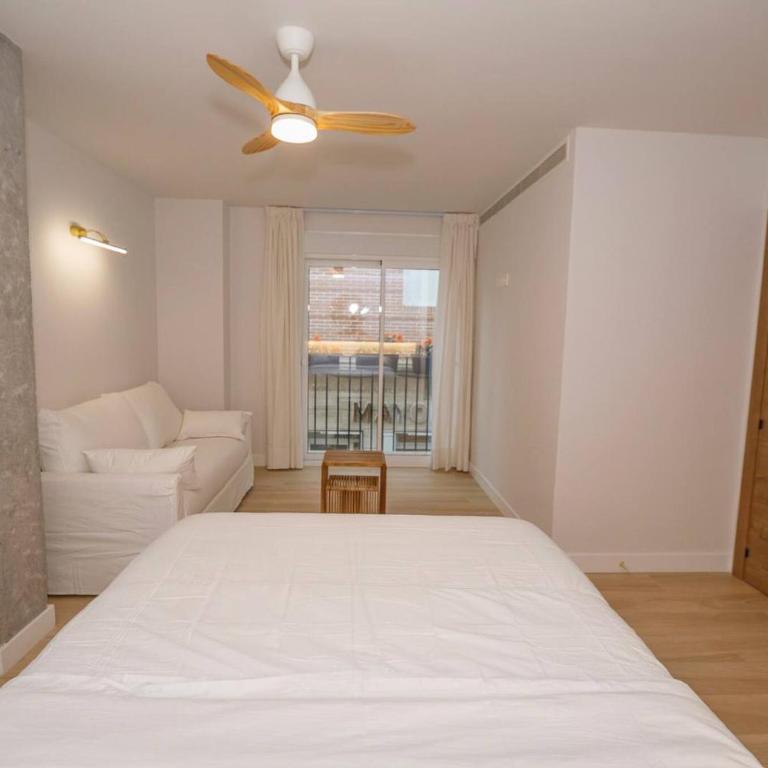 Casa Maruja Boutique con Gran Terraza junto al Balneario - Casa - 47